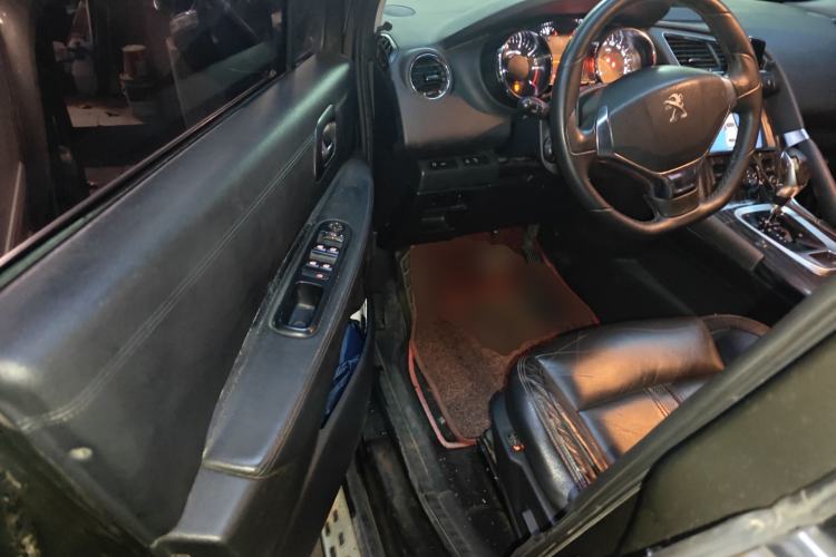 Used Peugeot 3008 2013 2.0L Automatic Trend Edition
