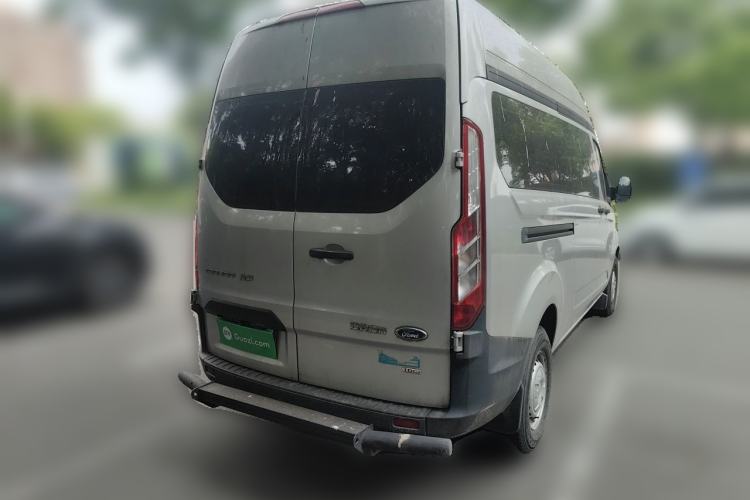 Used Ford Transit 2019 2.0T Diesel Multi-Purpose Commercial Vehicle Mid-Drive Mid-Roof 6-Seater China VI Standard