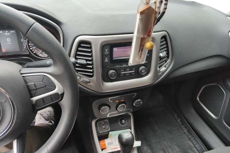 Used Jeep Compass 2017 200T Automatic Enjoyment Edition
