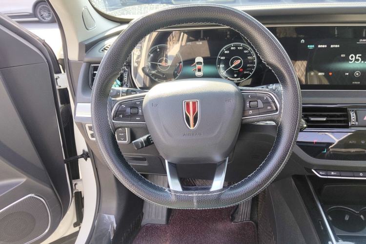 Used Hongqi HS5 2019 2.0T Smart Connect Flagship All-Wheel-Drive Version Steering Wheel