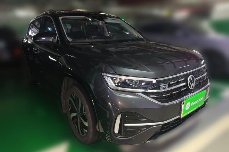 Used Volkswagen Tayron GTE Plug-in Hybrid 2023 280TSI Luxury Plus Advanced Edition Front Right 45 Deg