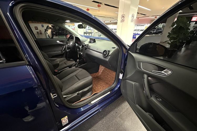 Used Audi A1 2016 30 TFSI Sportback Design Fashion Edition