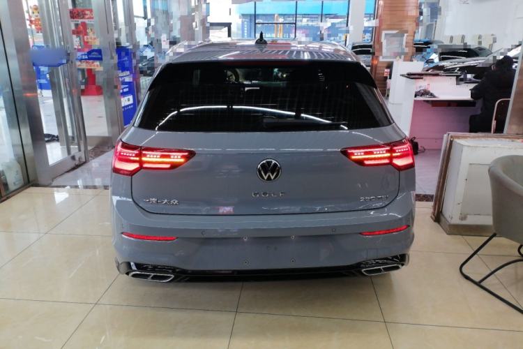 Used Volkswagen Golf 2023 Facelift 280TSI DSG R-Line Lite