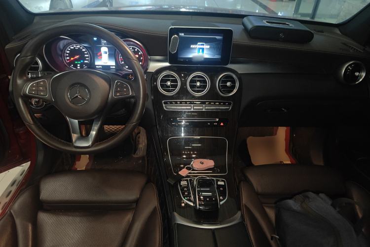 Used Mercedes-Benz GLC 2018 Facelifted GLC 260 4MATIC Dynamic Edition
