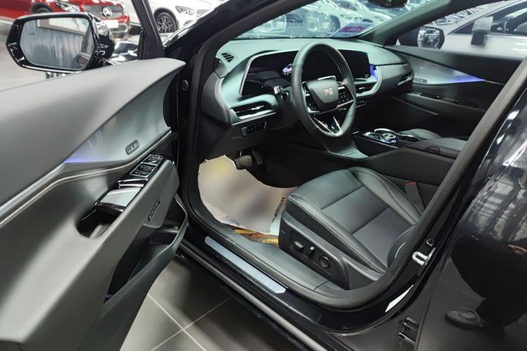 Used Cadillac GT4 2023 25T Luxury Model Driver Seat