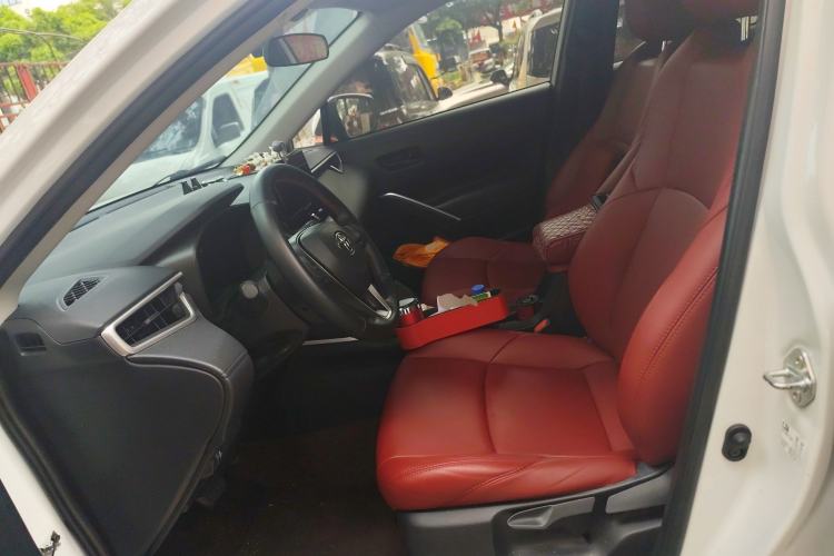 Used Toyota FRONTLANDER 2024 2.0L CVT Elite Edition Left Front Seat