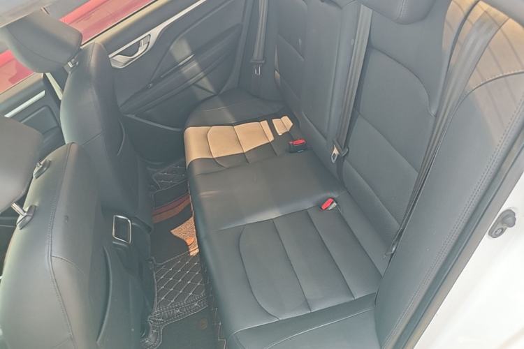 Used Geely Auto Vision 2019 Upgraded Model 1.5L Manual Luxury Version China VI Standard