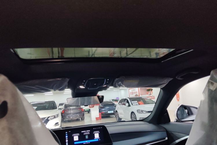 Used MG 7 2025 1.5T 300 DCT Luxury Edition
