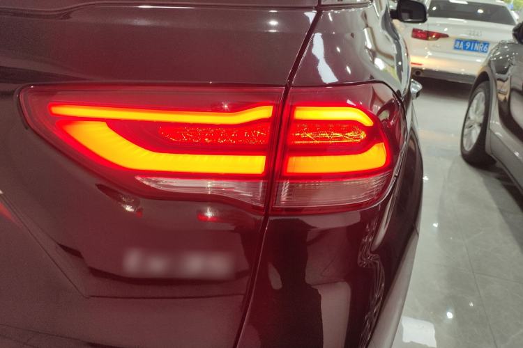 Used Hyundai ix35 2019 2.0L Automatic 2WD Zhiyong·Changxiang Edition China VI Standard Right Rear Taillight