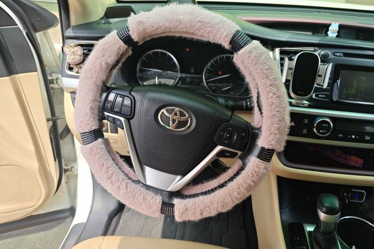 Used Toyota Highlander 2015 2.0T Four-Wheel Drive Luxury Edition 7-Seater