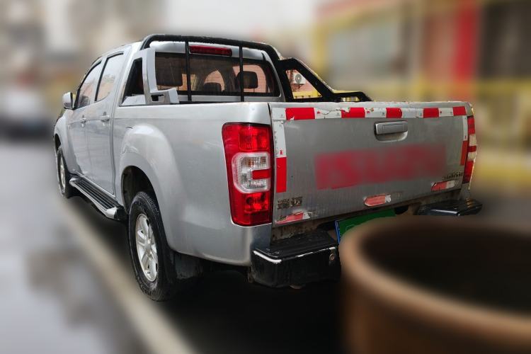 Used Isuzu JLM 2018 2.5T Two-Wheel Drive Diesel Luxury Version with Extended Cargo Bed JE4D25Q5A Rear Left 45 Deg