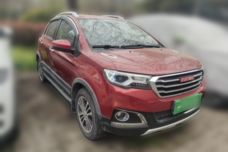 Used Haval H1 2015 1.5L AMT Urban Model Front Right 45 Deg