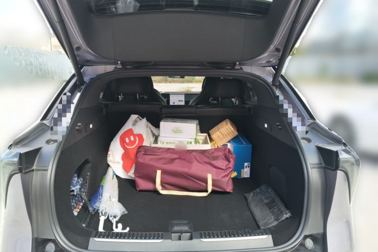 Used HiPhi Y 2023 560 km Pioneer Edition