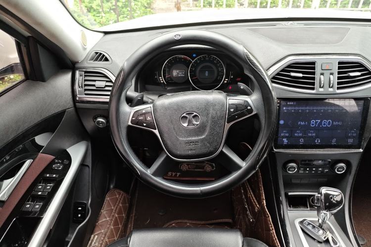 Used BAIC Senova D70 2018 Performance Version 1.8T Comfort Version Steering Wheel