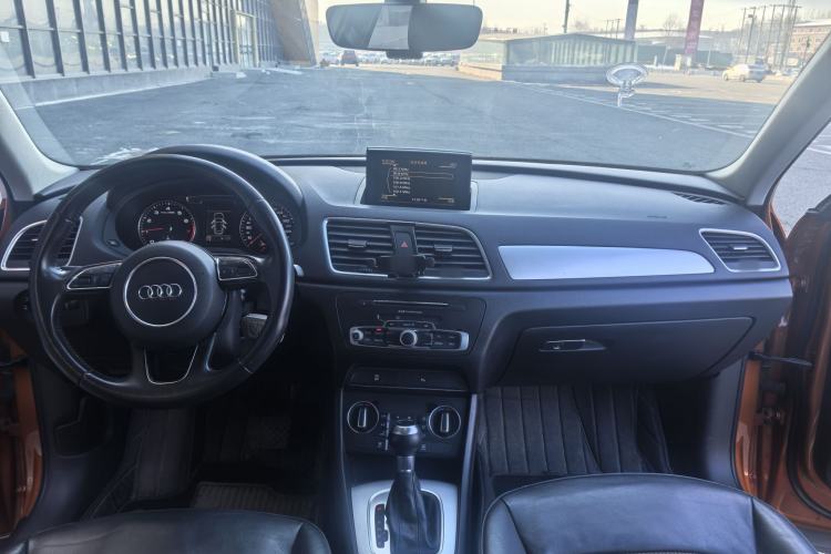 Used Audi Q3 2017 30 TFSI Fashion Model Interior 3