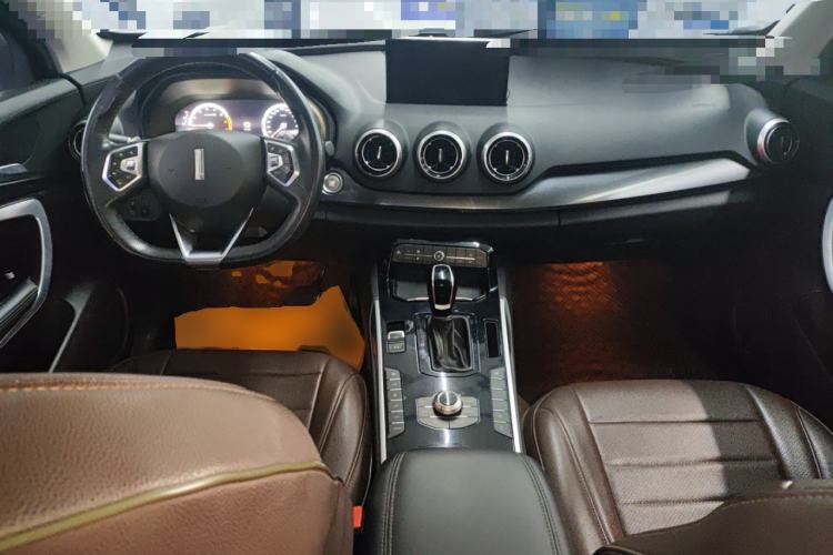 Used Wey VV7 2017 2.0T Ultra-Luxury Version
