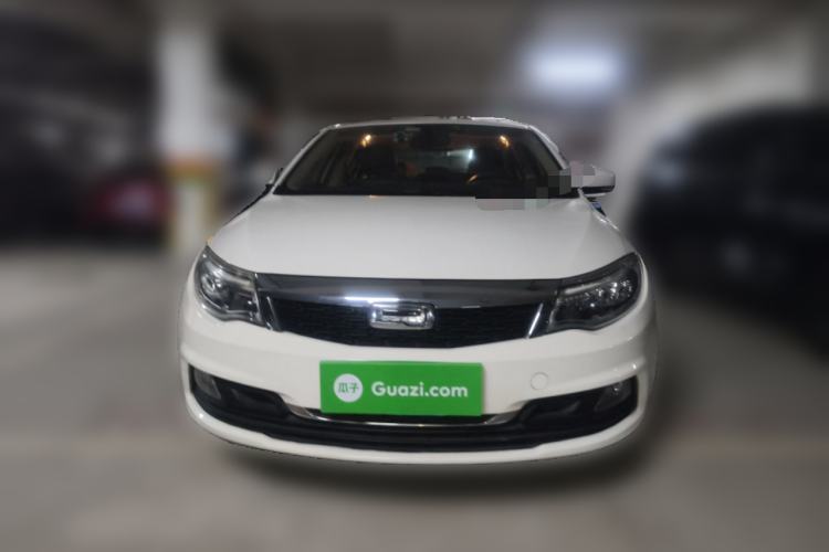 Used Qoros 3 2014 Sedan 1.6L Automatic Zhiyue Model Front