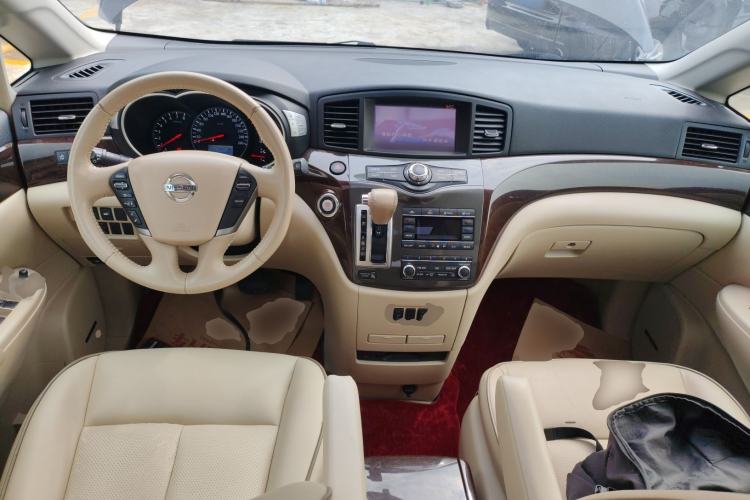 Used Nissan Quest 2015 3.5L SL
