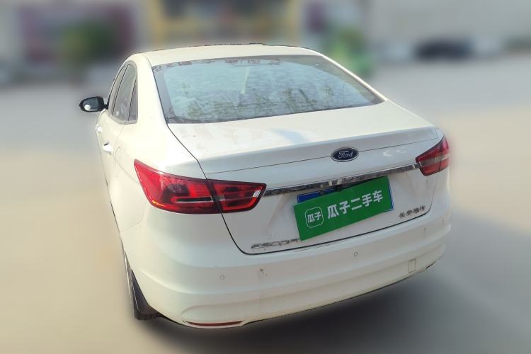 Used Ford Escort 2015 1.5L Automatic Fashion Model Rear Left 45 Deg