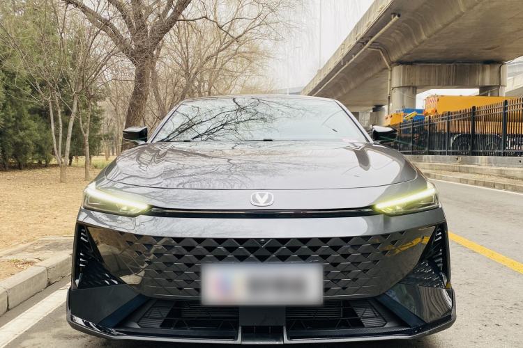 Used Changan UNI-V 2024 1.5T Prestige Sport Edition
