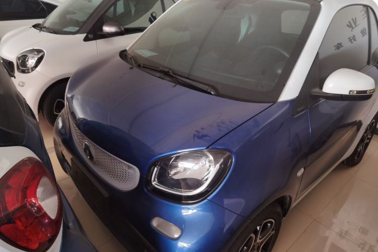 Used smart fortwo 2017 1.0L 52kW New Sound Special Edition China V Emission Standard