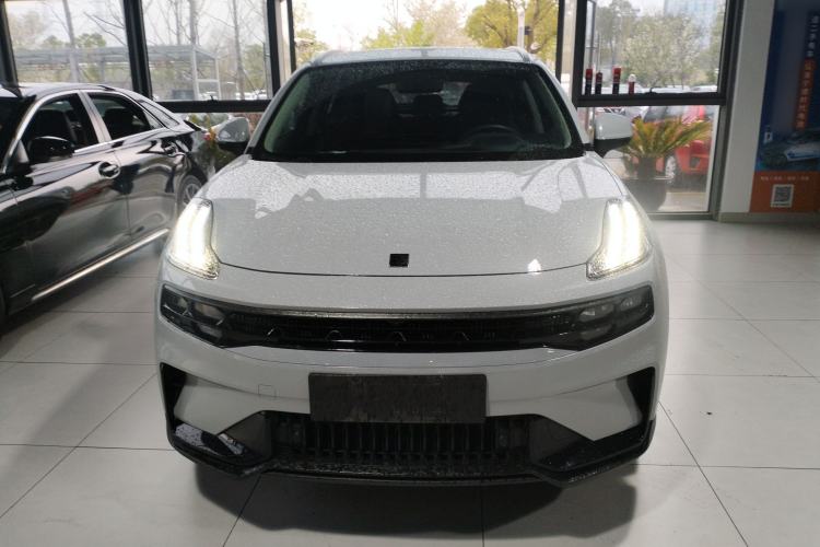 Used Lynk & Co 06 EM-P 2022 PHEV 84 km Range Pro Version
