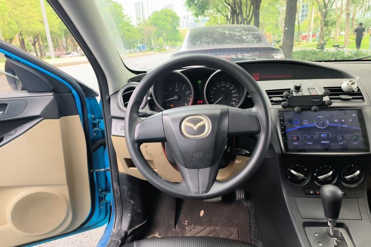 Used Mazda 3 2011 Sedan 1.6L Automatic Comfort Model Steering Wheel
