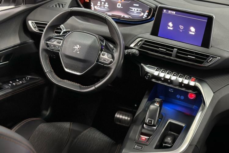 Used Peugeot 5008 2017 380THP 7-Seater Elite Edition
