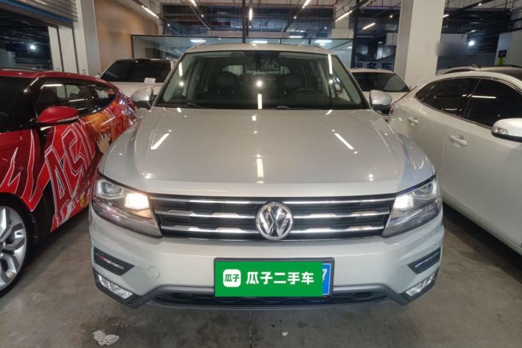 Used Volkswagen Tiguan L 2017 330TSI Automatic Two-Wheel Drive Luxury Edition