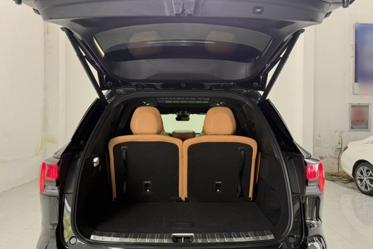 Used Lynk & Co 09 EM-P 2024 2.0TD EM-P Four-Wheel Drive PRO Seven-Seater
