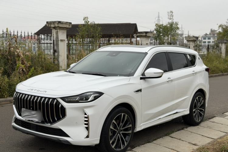 Used JETOUR X70 PLUS 2023 1.6T DCT Stronger PRO 7-Seater