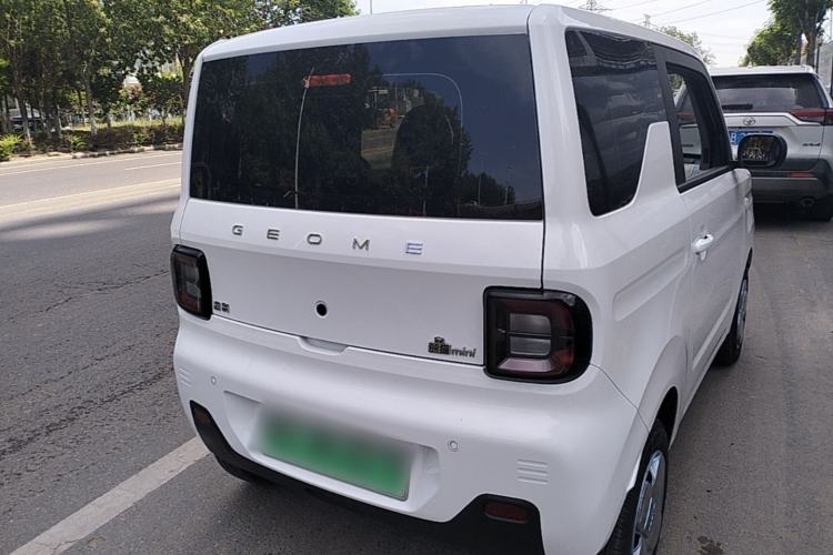 Used Geely Galaxy Panda 2024 Panda Mini 200km Endurance Bear
