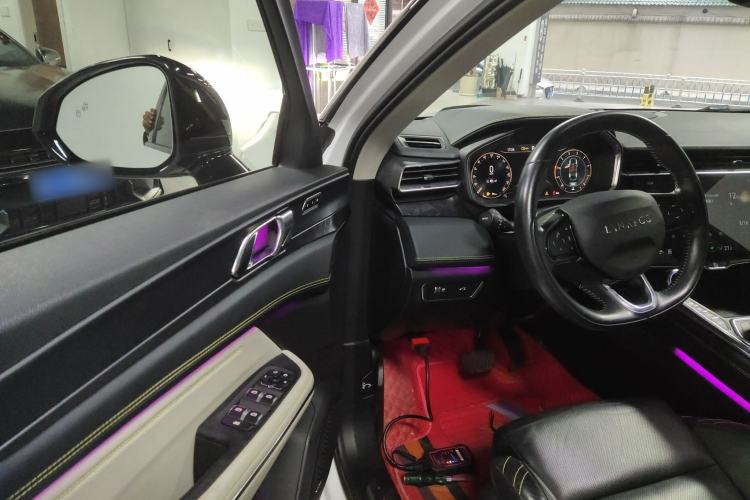 Used Lynk & Co 05 2020 2.0TD Two-Wheel Drive Shine Halo