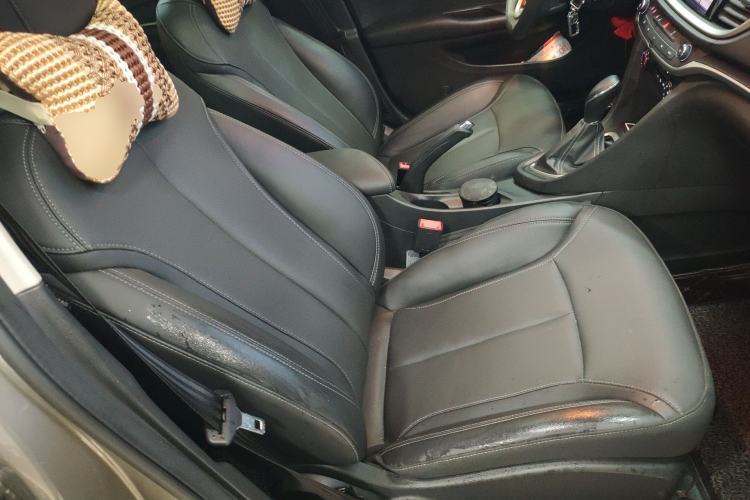 Used Buick GT 2021 Revised Version Flagship 1.5L Automatic Elite Edition Right Front Seat