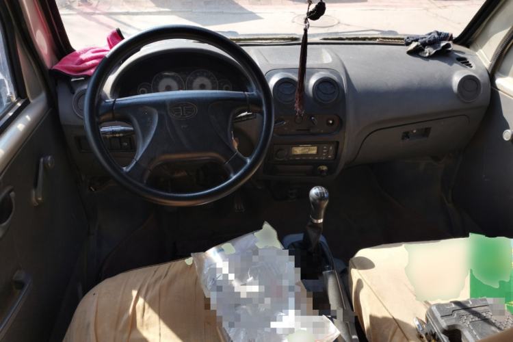 Used FAW Jiabao V52 2011 1.0L Practical Version LJ465QE1