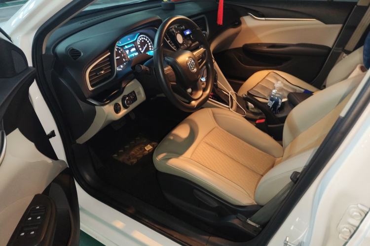 Used Buick GT 2017 15N Automatic Elite Version