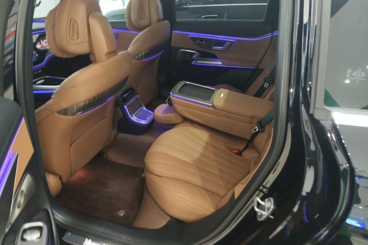 Used Mercedes-Benz E-Class New Energy 2024 E 350 e L Plug-in Hybrid Sedan