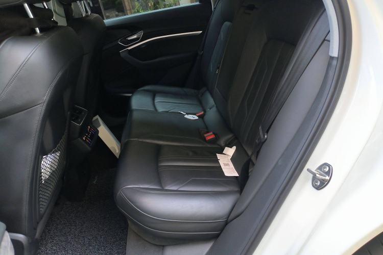 Used Audi e-tron 2019 55 quattro Technology Edition
