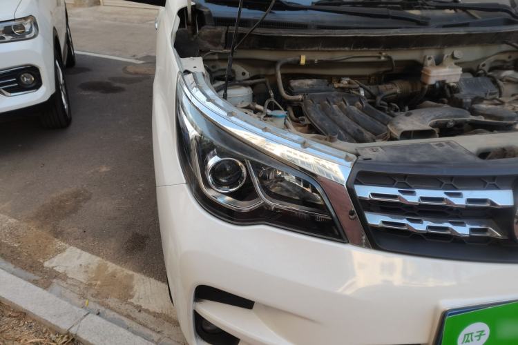 Used Venucia M50V 2017 1.6L XL CVT Luxury Edition
