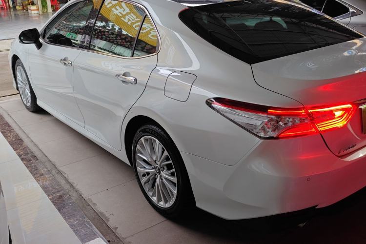 Used Toyota Camry 2018 2.5G Luxury Edition
