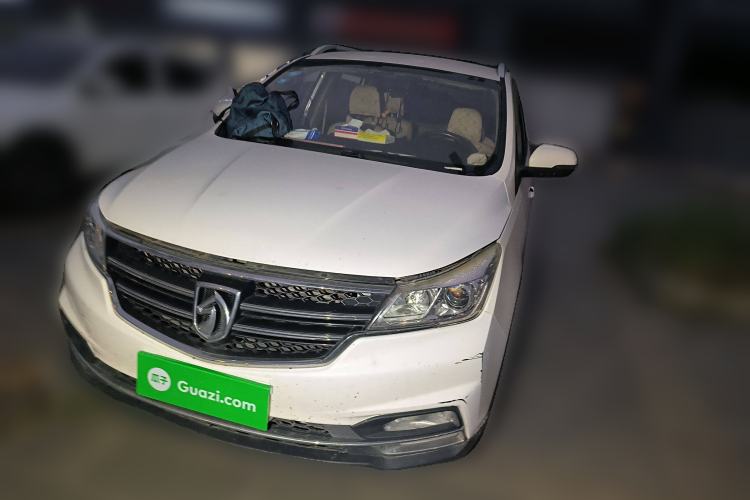 Used Baojun 730 2017 1.5T Manual Fashion Version 7 Seats China V Emission Standard