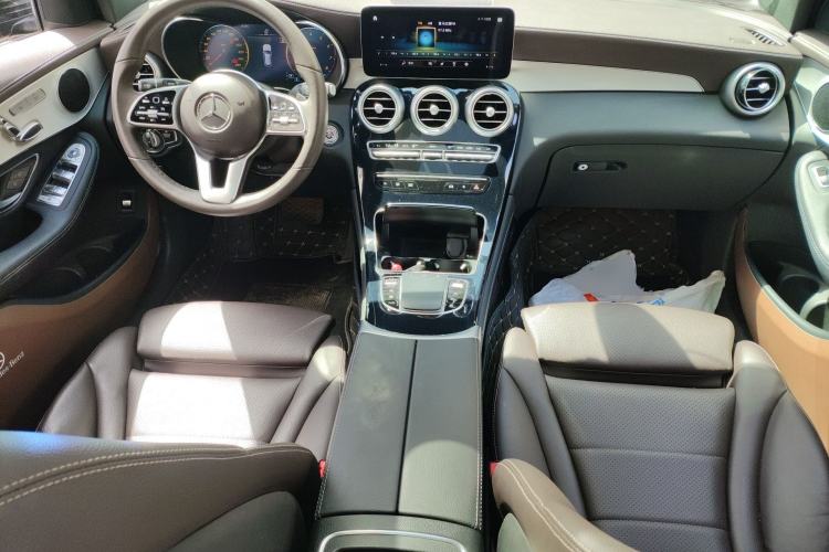 Used Mercedes-Benz GLC 2021 GLC 260 L 4MATIC Dynamic Edition
