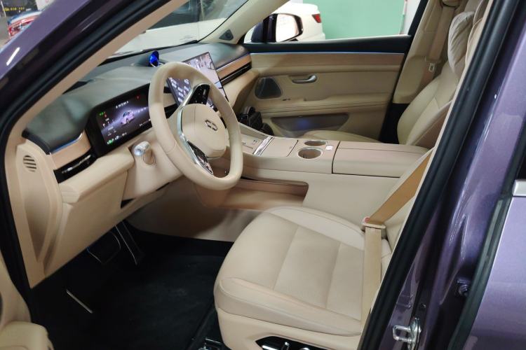 Used Hima AITO M5 2025 Extended-Range Ultra All-Wheel-Drive Version
