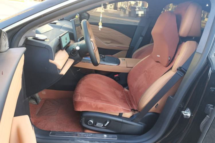 Used Geely Galaxy 8 2025 130km EM-i Flagship Edition