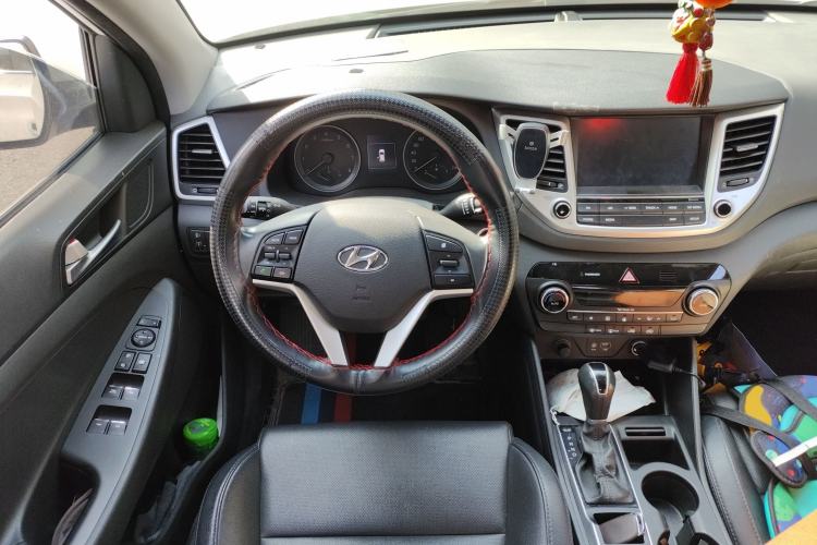 Used Hyundai Tucson 2015 1.6T Dual-Clutch Two-Wheel-Drive Smart Model