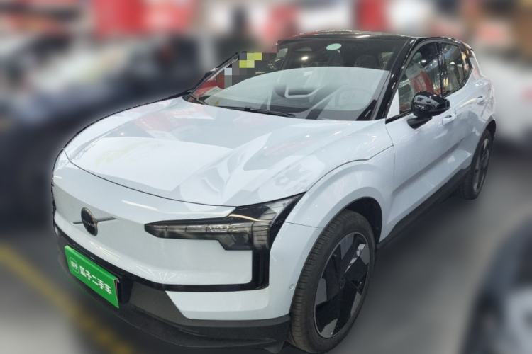 Used Volvo EX30 2025 Rear-Drive Long-Range Version Ultra