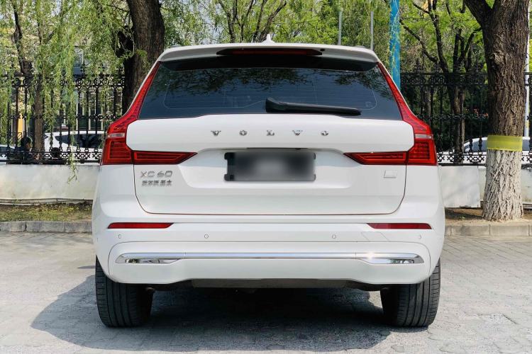 Used Volvo XC60 New Energy 2024 T8 Plug-in Hybrid Long-Range All-Wheel Drive Smart Luxury Edition
