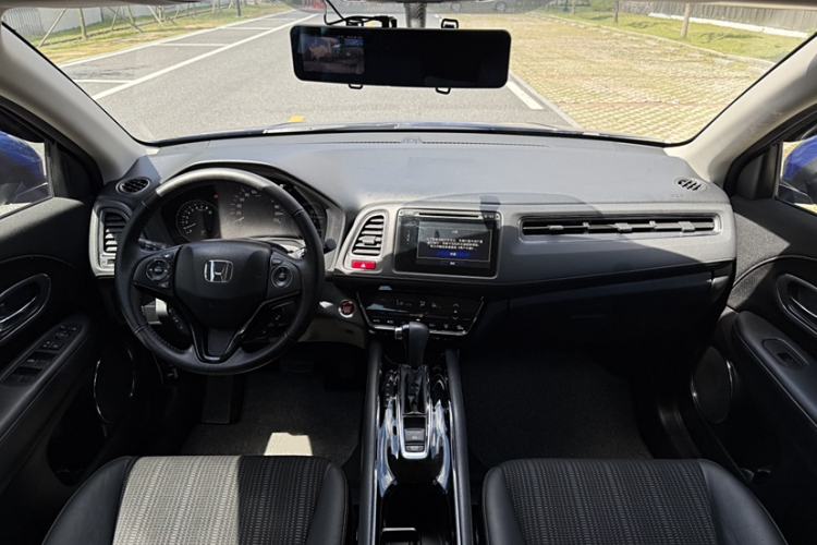 Used Honda Vezel 2015 1.8L CVT 2WD Luxury Model