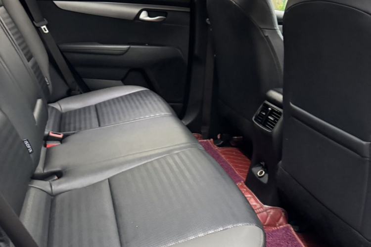 Used Kia Sportage R 2019 2.0L Automatic Smart Luxury Edition Interior 9