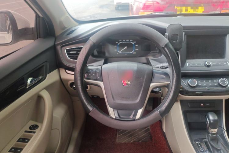 Used Roewe 360 2015 1.5L Automatic Luxury Edition
